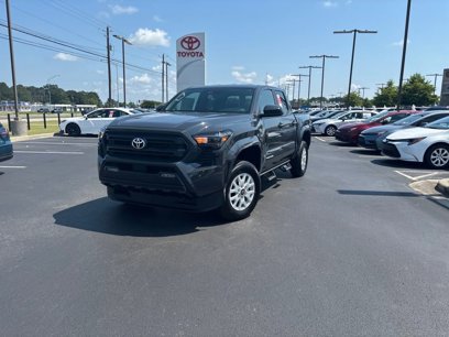 New 2025 Toyota Tacoma SR5