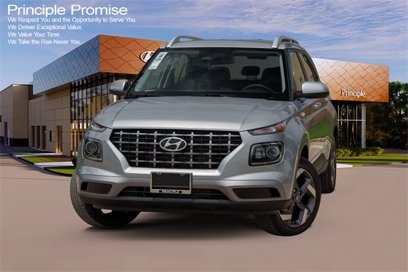 New 2025 Hyundai Venue SEL