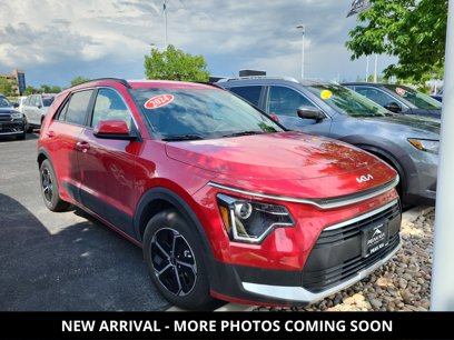 Used 2024 Kia Niro LX
