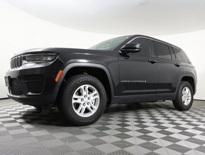 Used 2023 Jeep Grand Cherokee Laredo