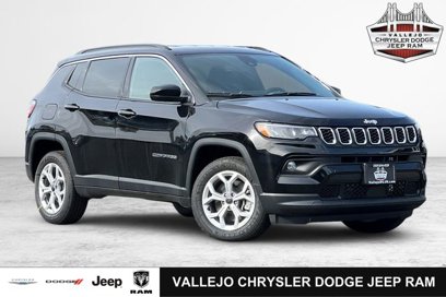 New 2025 Jeep Compass Latitude w/ Convenience Group