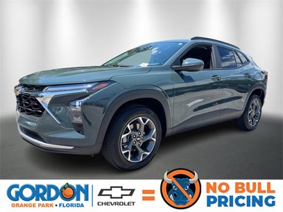 Used 2025 Chevrolet Trax LT w/ Driver Confidence Package