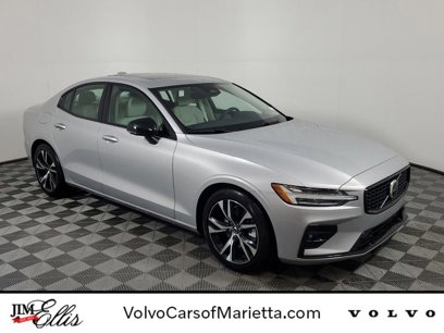 New 2025 Volvo S60 B5 Core w/ Protection Package Premier