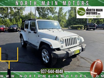 Used 2014 Jeep Wrangler Unlimited Sahara w/ Dual Top Group