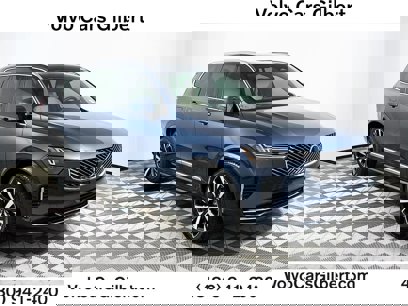 New 2026 Volvo XC90 B5 Core w/ Protection Package