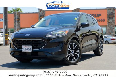 Used 2021 Ford Escape SE w/ SE Sport Appearance Package