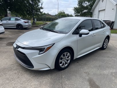 Used 2025 Toyota Corolla LE w/ Convenience Package