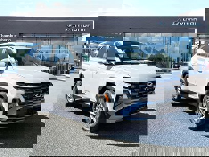 New 2025 Hyundai Tucson SE