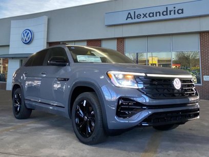 New 2025 Volkswagen Atlas Cross Sport SEL R-Line