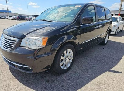 Used 2015 Chrysler Town & Country Touring w/ Driver Convenience Group