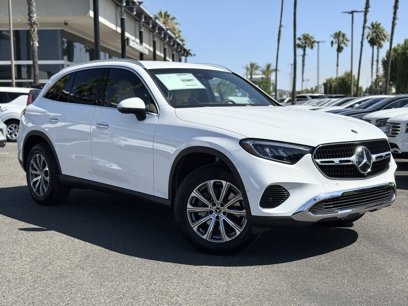 New 2025 Mercedes-Benz GLC 300