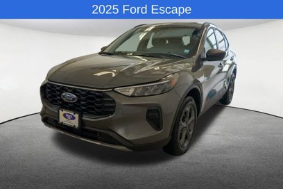 New 2025 Ford Escape ST-Line w/ Tech Pack #1