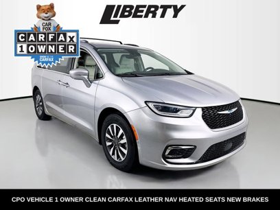 Used 2021 Chrysler Pacifica Touring-L
