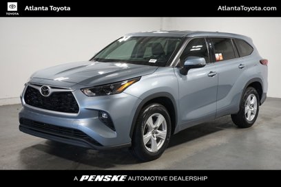 Certified 2022 Toyota Highlander LE
