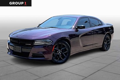 Used 2020 Dodge Charger SXT w/ Blacktop Package