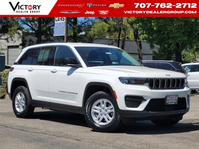 Used 2023 Jeep Grand Cherokee Laredo