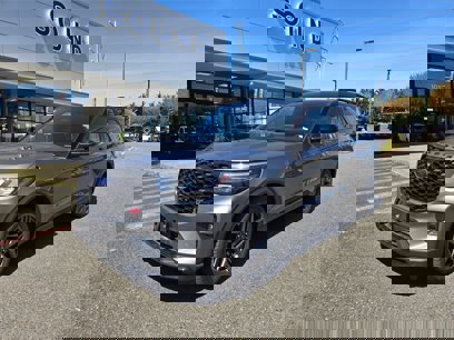 New 2025 Ford Explorer ST