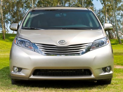 Used 2017 Toyota Sienna
