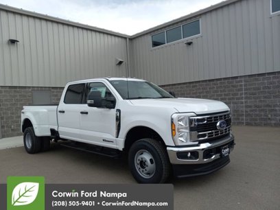 New 2025 Ford F350 XLT