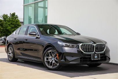 New 2024 BMW i5 eDrive40i w/ Premium Package
