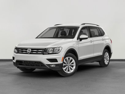 Used 2021 Volkswagen Tiguan SE w/ Panoramic Sunroof Package