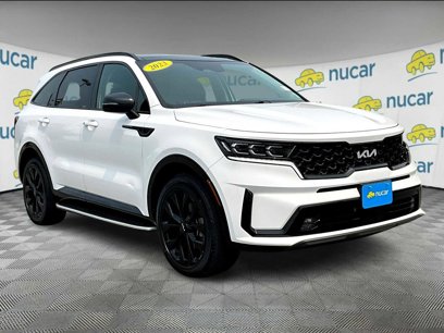 Used 2023 Kia Sorento SX