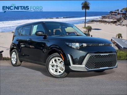 Used 2024 Kia Soul LX w/ Option Group 015