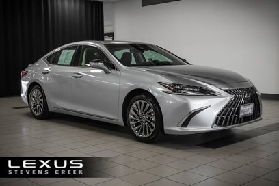 Certified 2024 Lexus ES 300h w/ Luxury Package