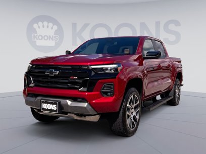 Used 2024 Chevrolet Colorado Z71 w/ Z71 Convenience Package 2