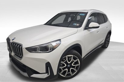 New 2025 BMW X1 xDrive28i w/ Convenience Package
