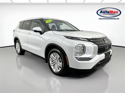 Used 2024 Mitsubishi Outlander ES