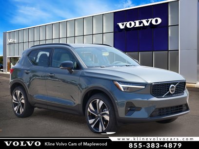 New 2026 Volvo XC40 B5 Ultra w/ Climate Package