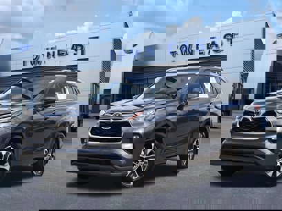Used 2020 Toyota Highlander XLE