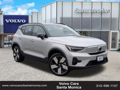 New 2025 Volvo EX40 Plus w/ Climate Package