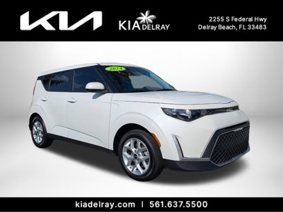 Used 2024 Kia Soul LX w/ Option Group 015