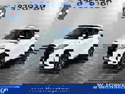 Used 2021 Nissan Kicks SV