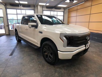New 2025 Ford F150 Lightning Lariat