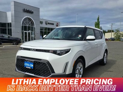 Used 2023 Kia Soul LX w/ Option Group 015