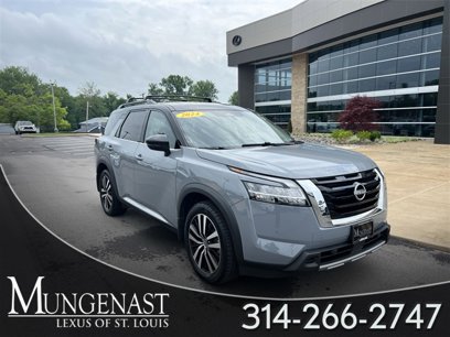 Used 2024 Nissan Pathfinder Platinum