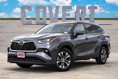 Used 2021 Toyota Highlander XLE