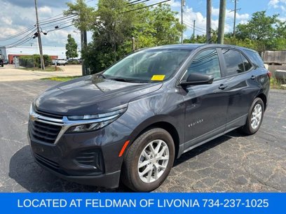 Used 2022 Chevrolet Equinox LS w/ LS Convenience Package