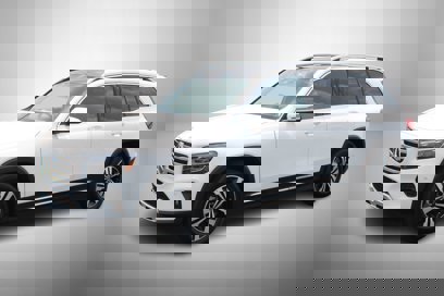 New 2025 Mercedes-Benz GLB 250