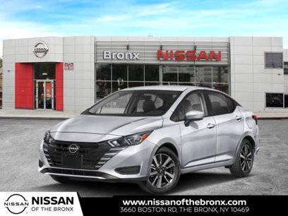New 2024 Nissan Versa SV w/ Trunk Package