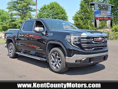 New 2025 GMC Sierra 1500 SLT w/ SLT Premium Plus Package