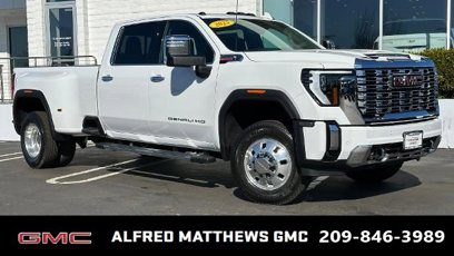 New 2025 GMC Sierra 3500 Denali w/ Denali Reserve Package