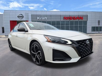 Used 2024 Nissan Altima 2.5 SR