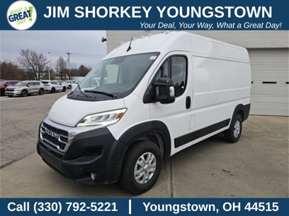 New 2025 RAM ProMaster 2500 w/ Quick Order Package 22G SLT