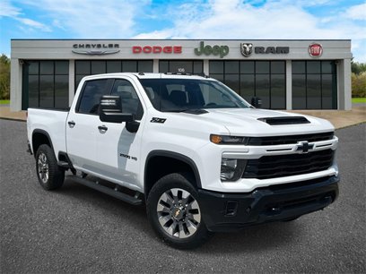Used 2024 Chevrolet Silverado 2500 Custom w/ Custom Value Package