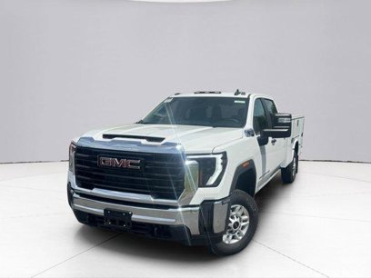 New 2024 GMC Sierra 2500 Pro w/ Convenience Package