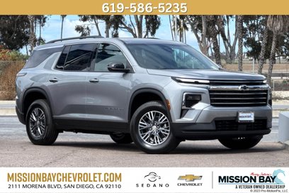New 2025 Chevrolet Traverse LT w/ LPO, Floor Liner Package